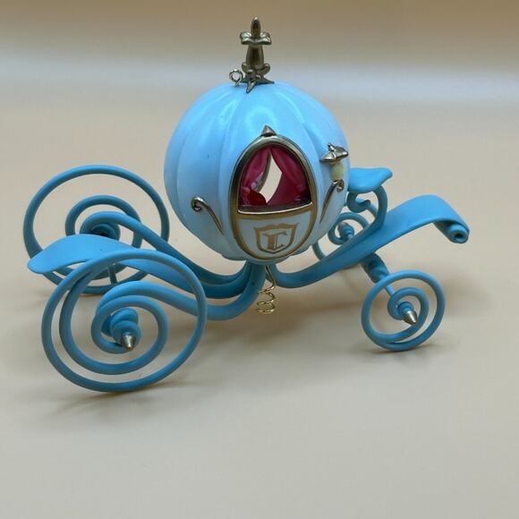 Hallmark Keepsake Ornament "Cinderella Coach" 1998 Walt Disney - New in Box - Picture 4 of 4